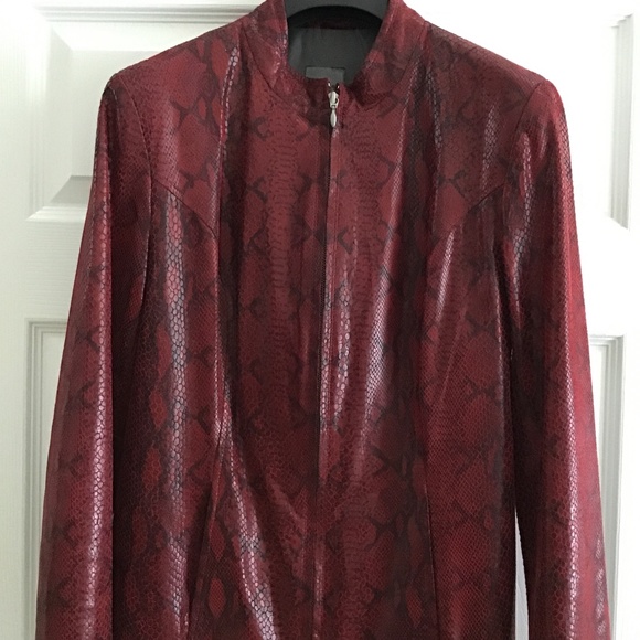 Montego faux leather animal print jacket size S - Picture 1 of 8